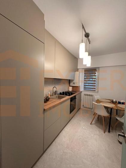 Apartament cu 2 camere decomandat, mobilat în Capitol