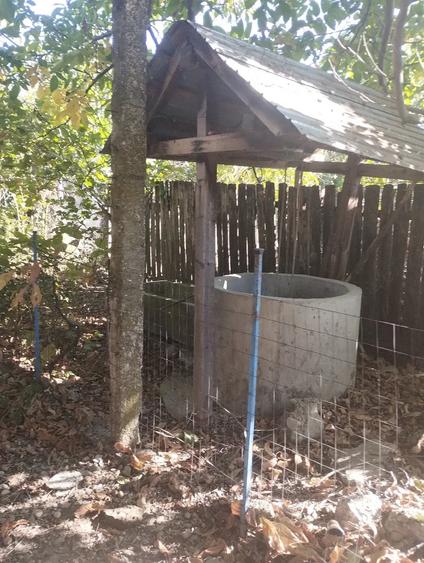 Casă cu Teren 900 Mp în Jiana