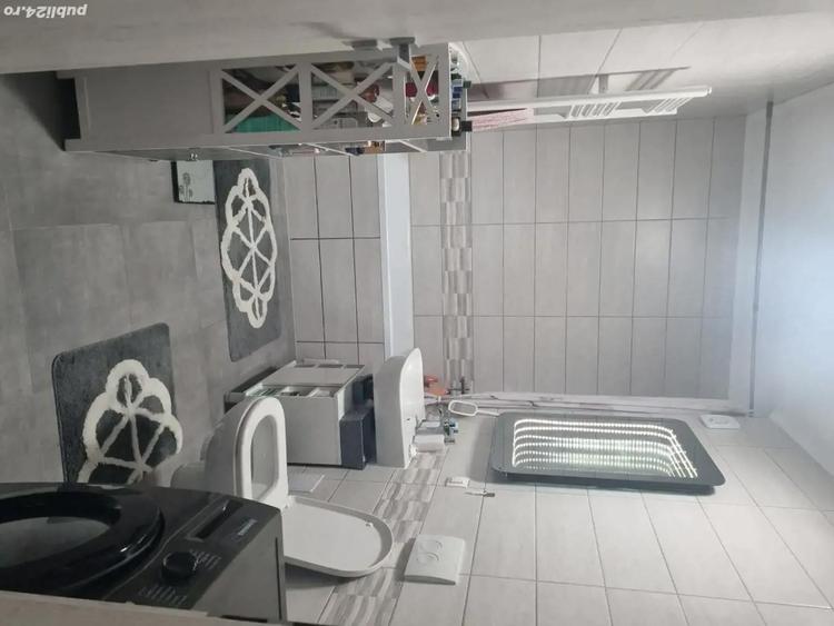 Apartament cu 2 camere decomandat în Vest