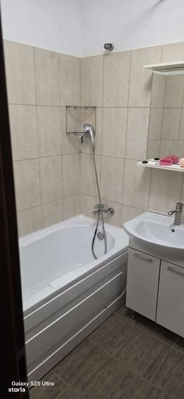 Apartament cu 2 camere în Apărătorii Patriei