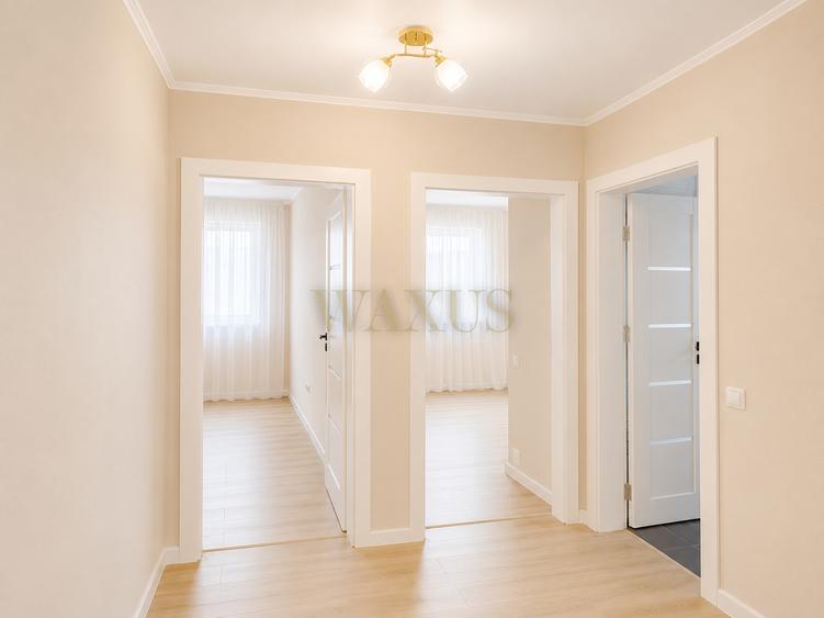 Apartament cu 3 camere semidecomandat în Florești