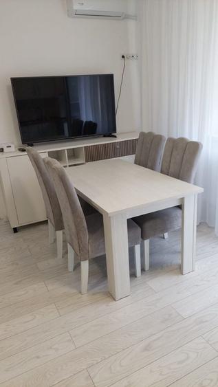 Apartament cu 2 camere decomandat în Exterior Vest
