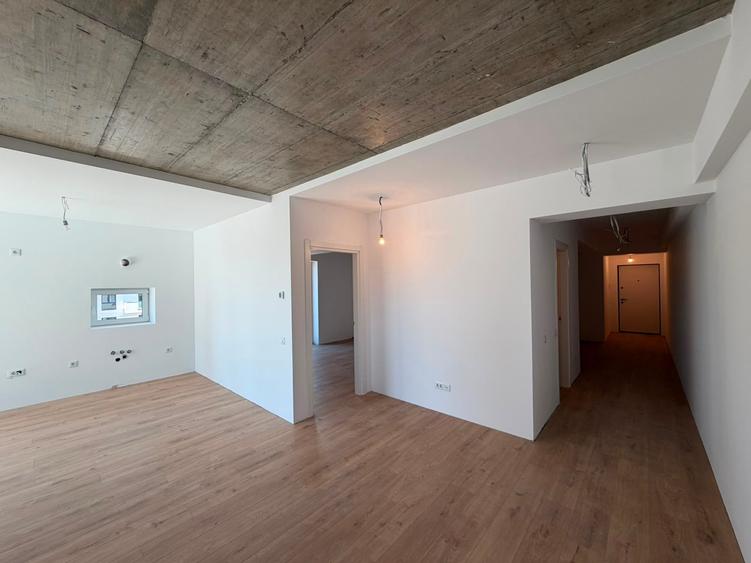 Apartament cu 2 camere semidecomandat în Pipera