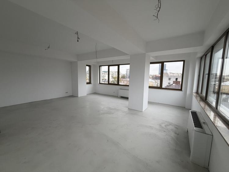 Spațiu comercial, de 126.31999969482 mp, în Unirii