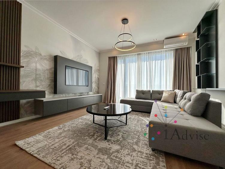 Apartament cu 2 camere decomandat, mobilat în Central
