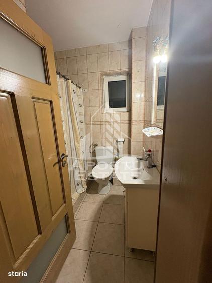 Apartament cu 3 camere, mobilat în Giroc