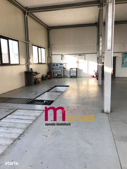 Spațiu comercial, de 2,000 mp, în Central