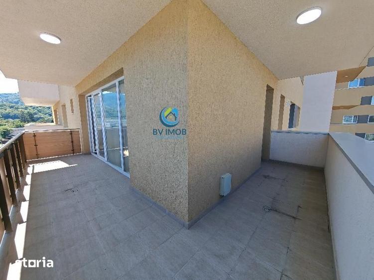 Apartament cu 3 camere decomandat în Astra