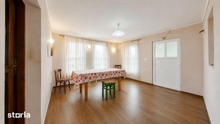Casă cu 3 camere cu Teren 1530 Mp în Șiria