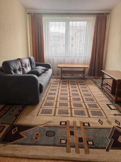 Apartament cu 2 camere decomandat în Exterior Vest
