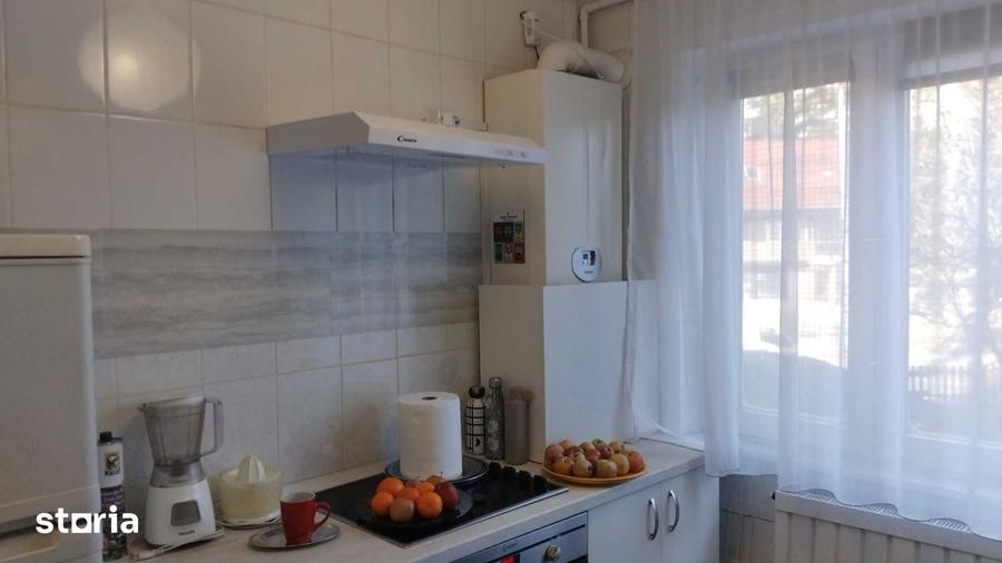 Apartament cu 2 camere semidecomandat în Săsar