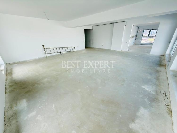 Apartament cu 4 camere decomandat în Theodor Pallady