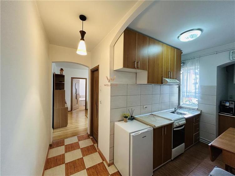 Apartament cu 3 camere semidecomandat în Hipodrom 1