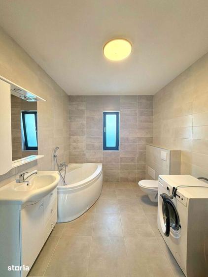 Casă cu 3 camere cu Teren 500 Mp în Letea Veche