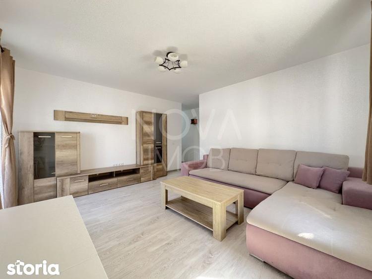 Apartament cu 3 camere, mobilat în Central
