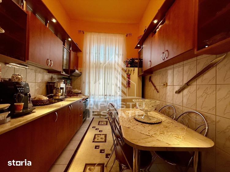 Apartament cu 4 camere în Iosefin