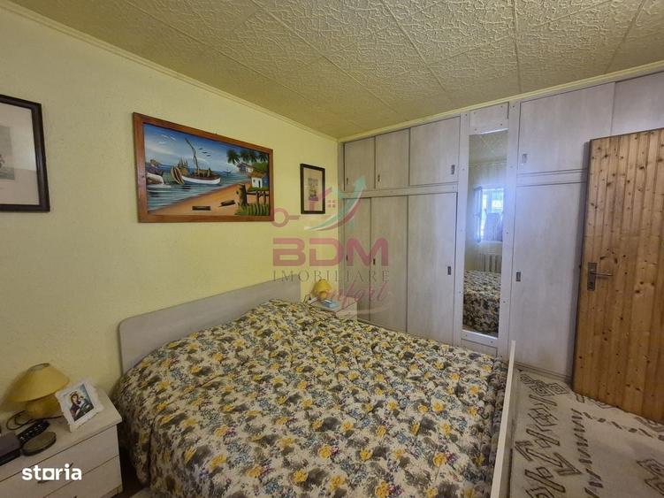 Apartament cu 4 camere decomandat în Central