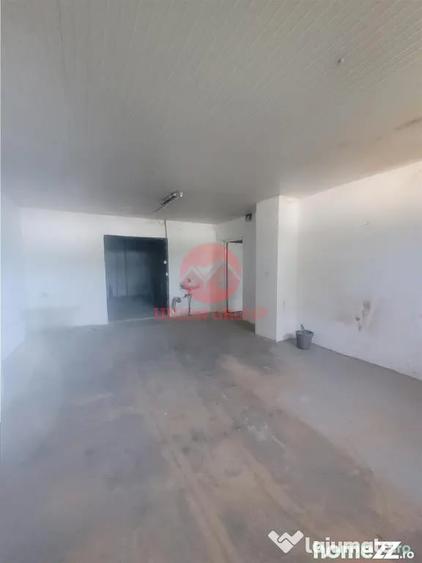 Spațiu comercial, de 430 mp, în Agigea