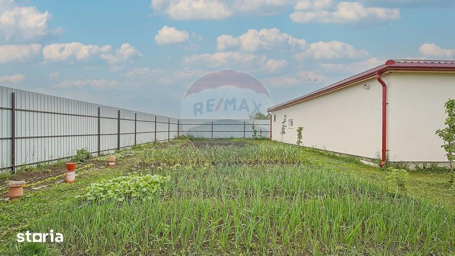 Casă cu 2 camere cu Teren 380 Mp în Hărman