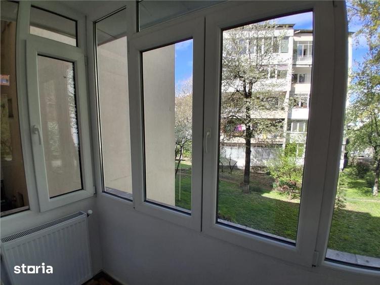 Apartament cu 2 camere semidecomandat în Mărăței