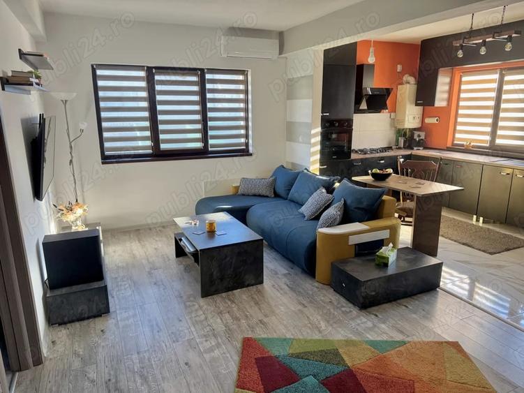 Apartament cu 2 camere semidecomandat, mobilat în Sânpetru