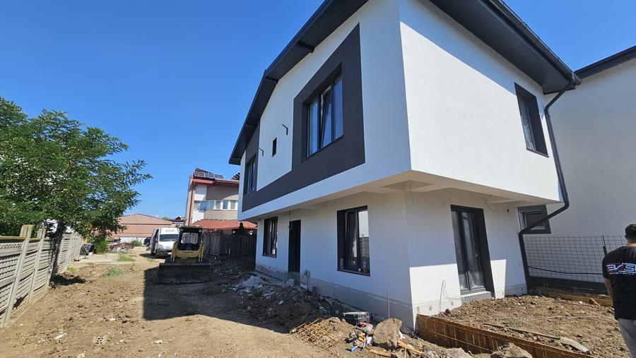Casă individuală cu 4 camere cu Canalizare în Chiajna