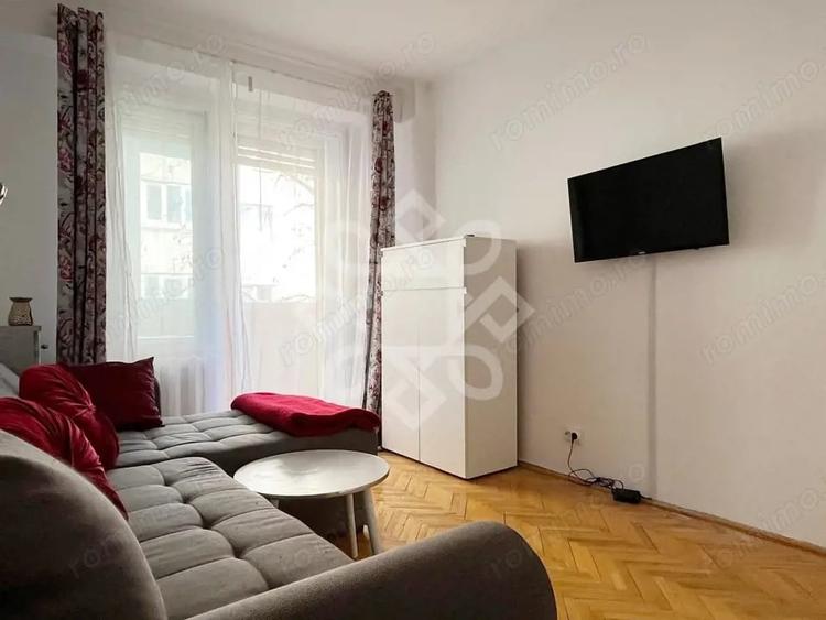 Apartament cu 3 camere decomandat, mobilat în Rogerius