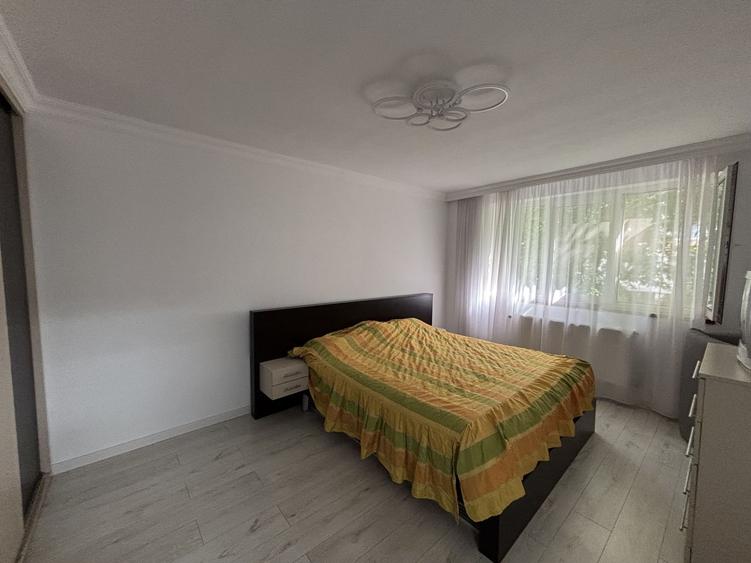Apartament cu 3 camere decomandat, mobilat în Theodor Pallady