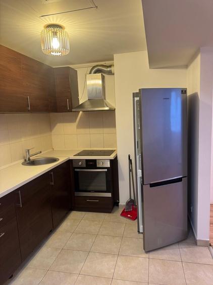 Apartament cu 2 camere semidecomandat în Runcu