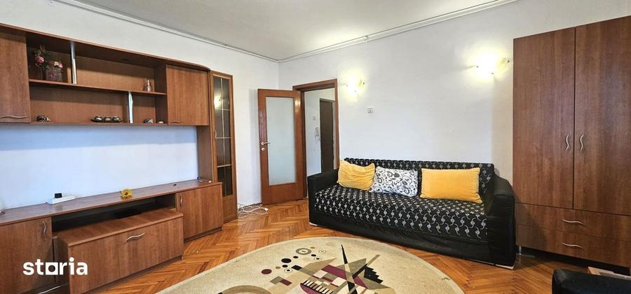 Apartament cu 2 camere decomandat, mobilat în Centrul Civic