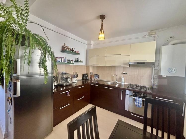 Apartament, 3 camere, 80 mp, 2 bai, parcare, zona Florilor - 1