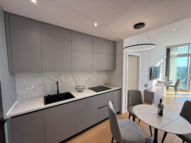 Apartament cu 2 camere decomandat în Aviației
