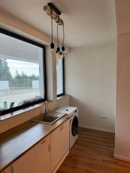 Casă cu 3 camere cu Teren 125 Mp în Central