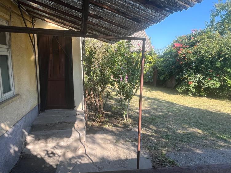 Casă cu 2 camere în Central