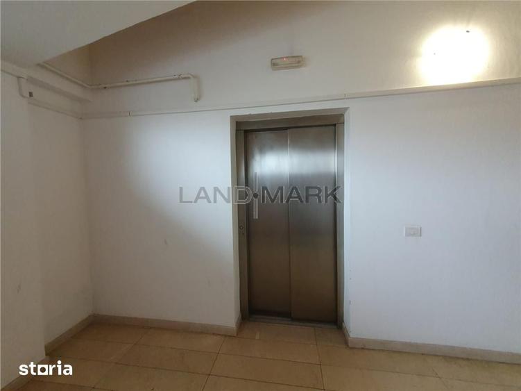 Apartament cu 3 camere în Sud