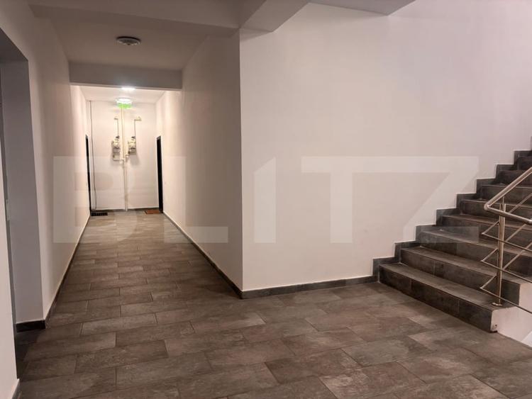 Apartament cu 3 camere decomandat în Viforâta