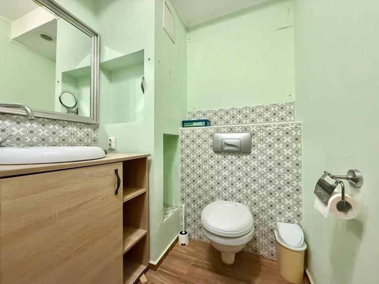 Apartament cu 2 camere semidecomandat în Ștefăneștii de Jos