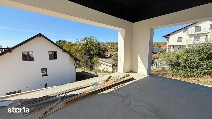 Casă cu 4 camere cu Teren 550 Mp în Valea Borcutului