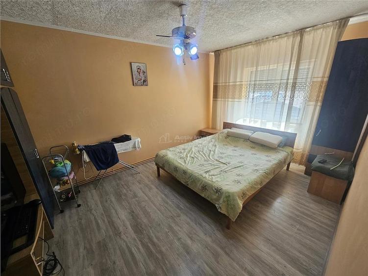 Resita, 3 Cam. Dec., Mobilat+Utilat, Calea Timisoarei - 1