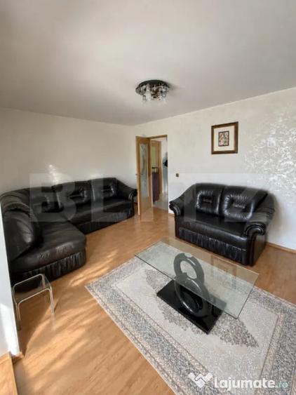Apartament cu 3 camere decomandat în Burdujeni