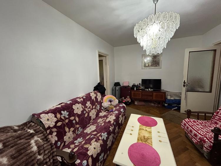 Apartament cu 2 camere semidecomandat în Gării
