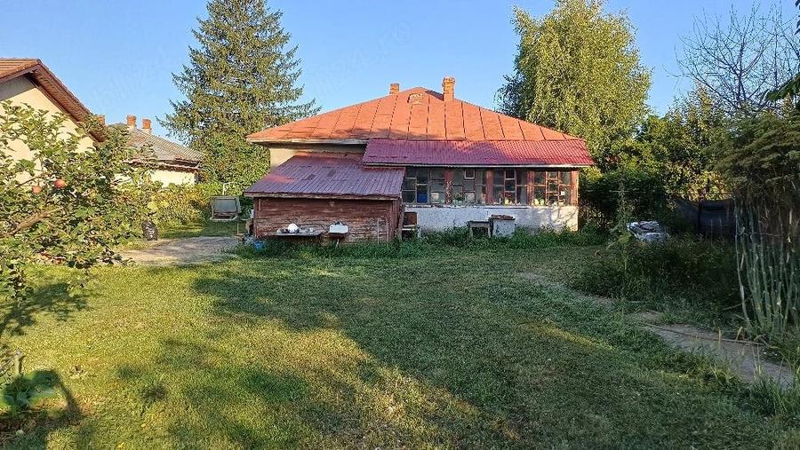 Casă cu 3 camere cu Teren 2000 Mp în Ciolpani