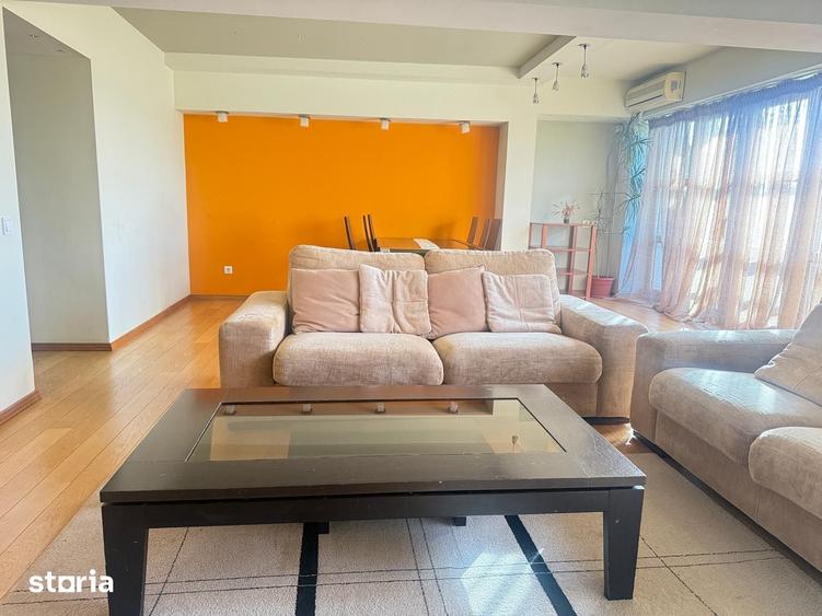 Apartament cu 4 camere în Ultracentral