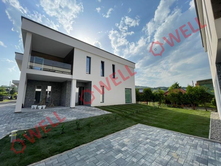 Duplex cu 3 camere cu Teren 300 Mp în Sovata