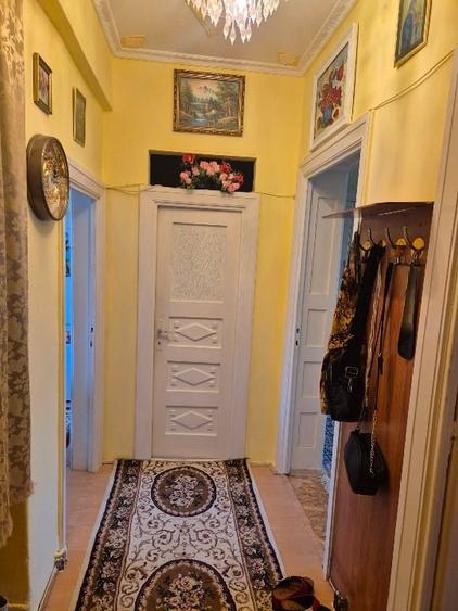 Apartament cu 2 camere decomandat, mobilat în Central