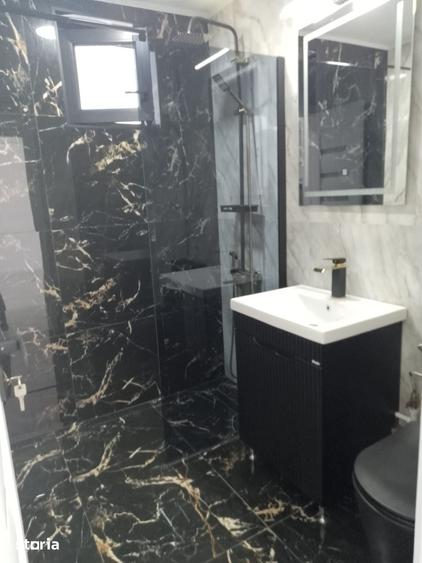 Apartament cu 2 camere semidecomandat în Independenței
