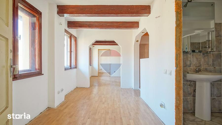 76 mp in Centrul Istoric pre? competitiv ?i poten?ial de renovare - 17