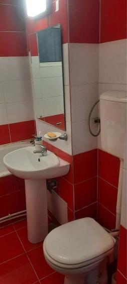 Inchiriez apartament 2 camere Centrala termica!Craiovita Noua linga Scoala 33 - 1