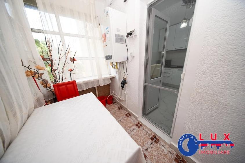 Apartament cu 2 camere decomandat în E3