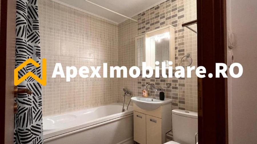 Apartament cu 3 camere decomandat în Tineretului